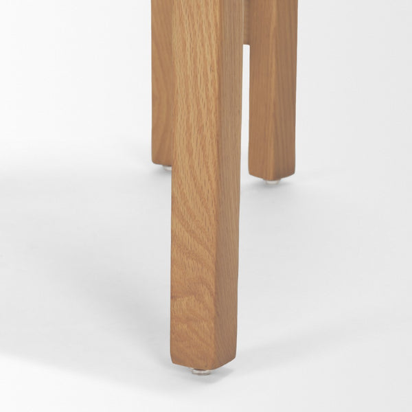 Mercana Carlisle Curved Back Upholstered Dining Armchair with Tripod Frame for Elegant Comfort and Style 71256