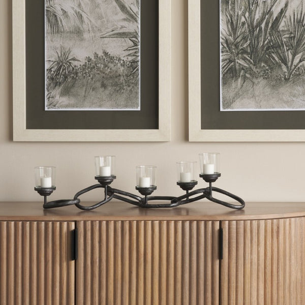 Mercana Quito Industrial-Style Five Candle Holder – Stunning Chain-Link Design for Chic Tabletop Decor 53337