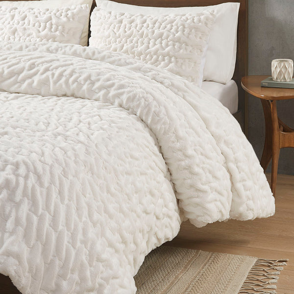 Madison Park Blair Glam/Luxury Ruched Fur Down Alternative Comforter Set MP10-8083 Ivory