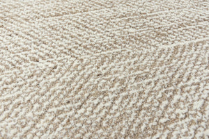 Alora Decor Trace Hand-Tufted Beige Chevron Wool Rug — Neutral Tan & Ivory Transitional Style, Durable Plush Finish 5' x 7'6" 01401410337880576