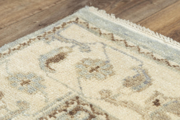 Alora Decor Abby Hand-Knotted Hand-Spun Wool Rectangle Rug With Floral Medallion, Fringe, Timeless Gray Elegance 6' x 9' 01601611100330609