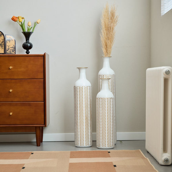 English Elm Floor Metal Vases Set Of 3 - Modern Gold & White Decorative Cylindrical Vases For Elegant Interiors W2796P255615