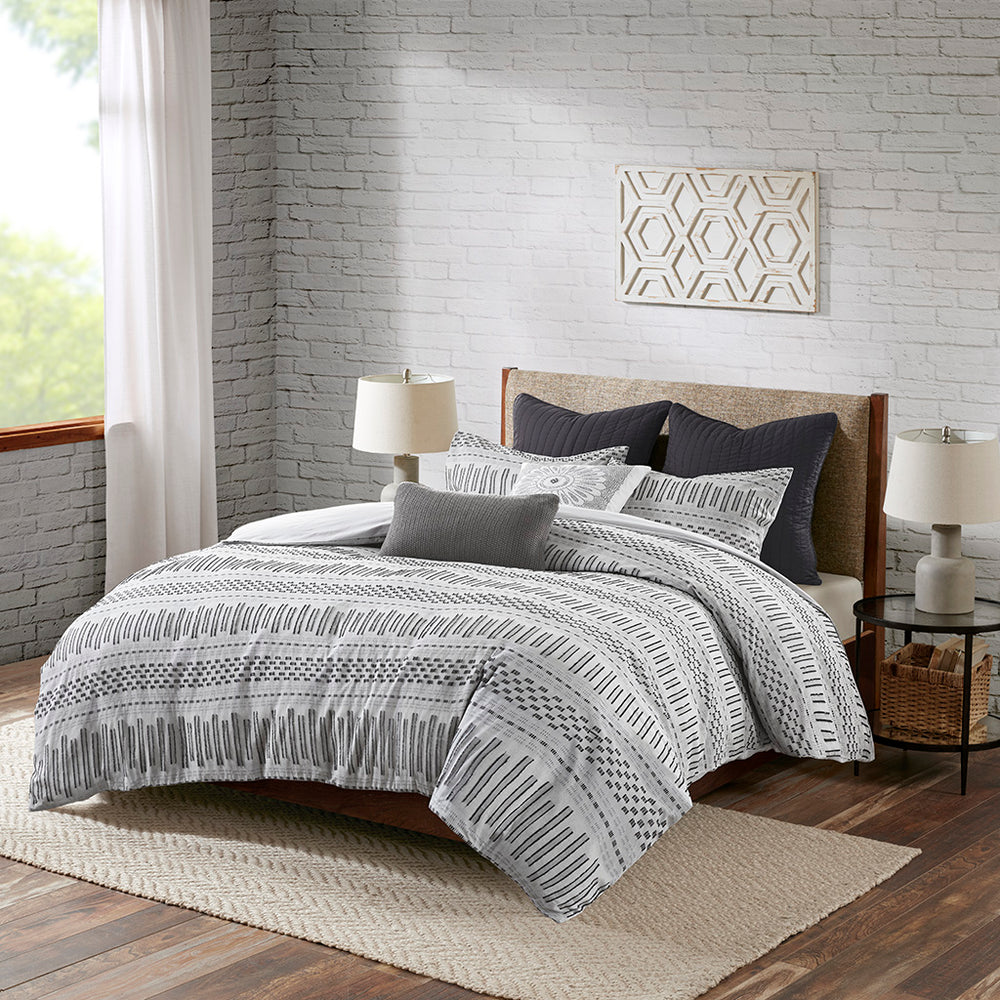 JLA Home INK+IVY - Cotton Jacquard Duvet Cover Mini Set with Breathable OEKO-TEX Cotton, Grey Stripes & Eyelash Texture 92 L x 88 W x 0.13H II12-1102