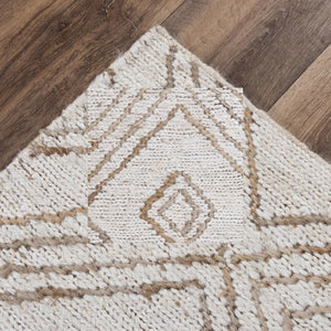 Alora Decor Bali Hand-Woven Jute Rug — Chunky Dhurrie Texture, Eco-Friendly Beige Boho Foundation For Rooms 5' x 7'6" 02602610300040576