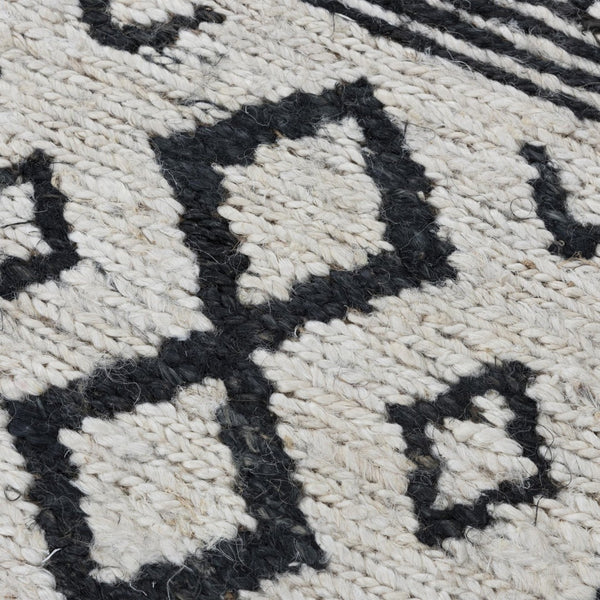 Alora Decor Bali Hand‑Woven Beige & Black Jute Rug — Reversible Dhurrie Texture, Durable Low‑Profile Boho Decor 9' x 12' 02602610604060912