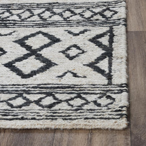 Alora Decor Bali Hand‑Woven Beige & Black Jute Rug — Reversible Dhurrie Texture, Durable Low‑Profile Boho Decor 9' x 12' 02602610604060912