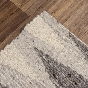Alora Decor Taos Hand‑Woven Gray Dhurrie Rug — Hand‑Spun Wool/Cotton Blend, Serged Edges, Neutral Chic 5' x 7'6" 02802810279330576