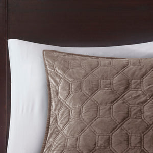 English Elm 3 Madison Park Harper Velvet Quilt Set King/Cal King Soft Geometric Quilted Texture Antimicrobial Finish taupe 17.72 L x 16.14 W x 8.27 H B03597474