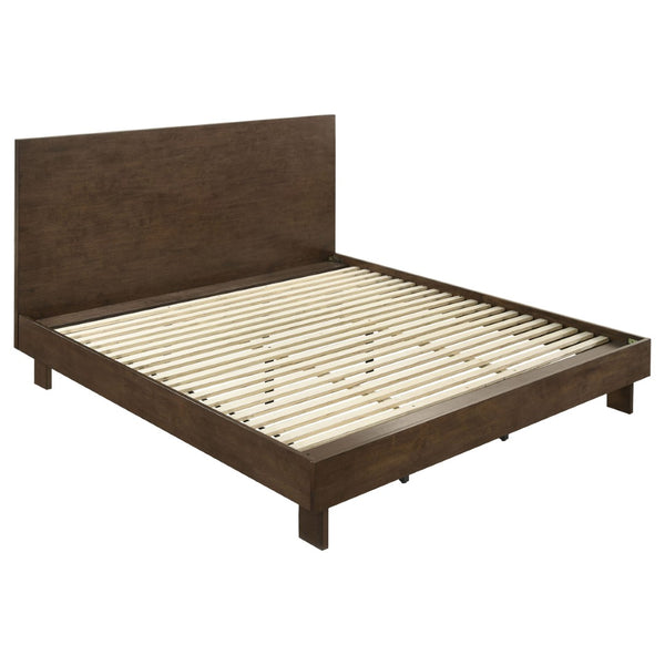 English Elm Hemlock Warm Brown Eastern King Bedroom Set with Platform Bed and Floating Base B062S01536