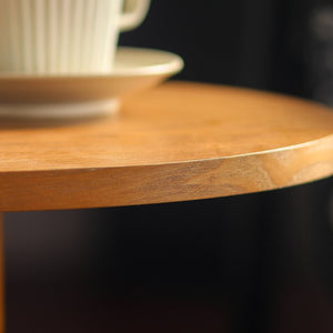 English Elm Round Oak Spindle Leg Accent Table Mid-century Minimalist Style for Living Room W3081P447609