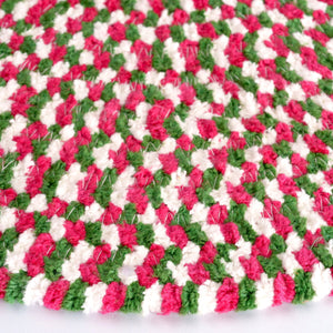 Capel Rugs Happy Holidays - Festive Chenille Decor For Gift-giving And Stylish Home Accents This Season Christmas Multi, Green 95% Cotton,5% Polyester 0394bsk012950