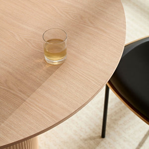 English Elm 47,24 Oak MDF Dining Table 47.24-inch Round Small Space Kitchen Table for 4-8 People, Modern Durable Assembly W876S00268