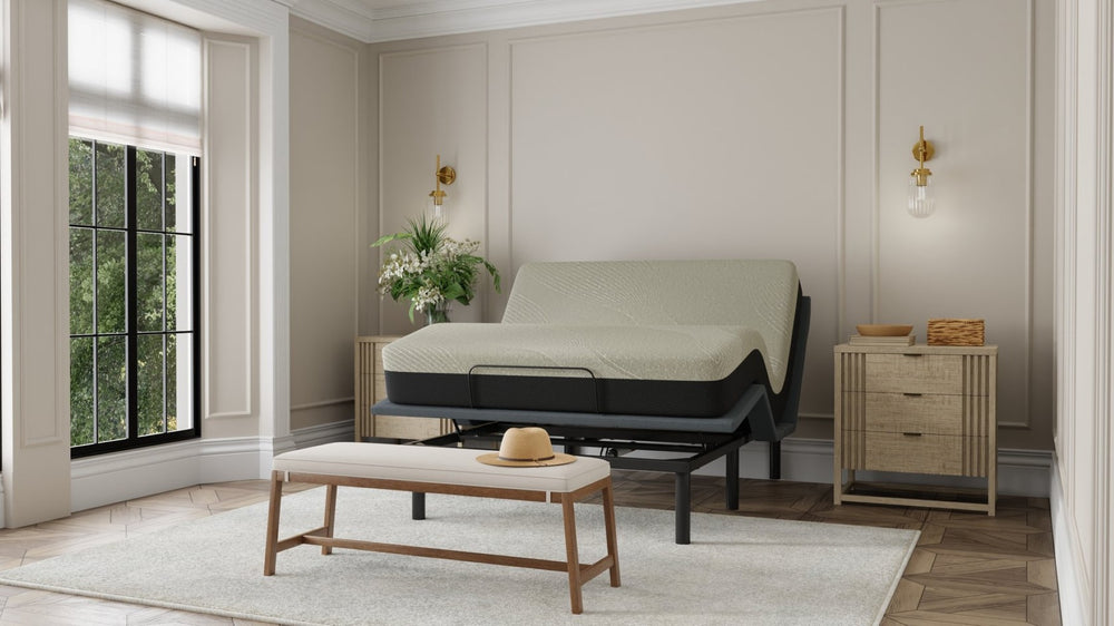 English Elm Gel Infused Soft Foam Queen Mattress with Cooling Layers and Spinal Support Core B337P293541