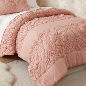 English Elm 3-Piece King Comforter Set In Soft Pink - Cozy, Durable & Machine Washable For Everyday Elegance B035P408219