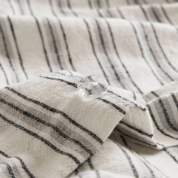 English Elm 3 Cal King Duvet Set with Linen-Blend Yarn Dye Fabric, Breathable Cotton Backing for Comfort Grey 12.01 L x 10.24 W x 6.5 H B035P319221