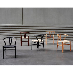 EuroStyle Evelina Beechwood Dining Chair with Handwoven Rush Seat Mid-Century Modern Style Walnut/Natural 08157WAL