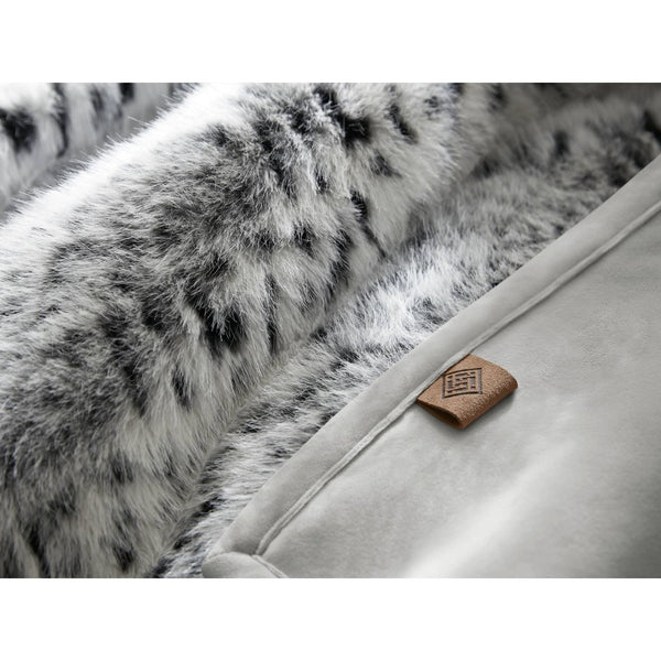 English Elm 1-piece Oversized Faux Fur Throw Bobcat Print Plush Velvet Backed Cozy Sofa Blanket Snow Leopard B035P408336