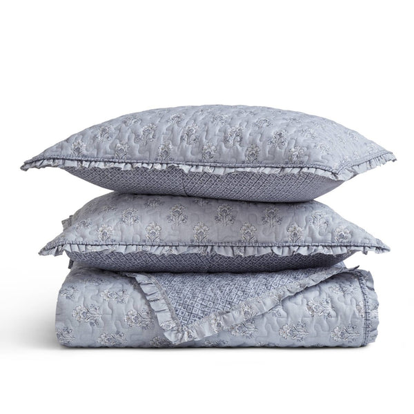 English Elm 3-piece Queen Ruffle Trim Quilt Set Vermicelli Stitched Romantic Coastal Bedding B035P408232