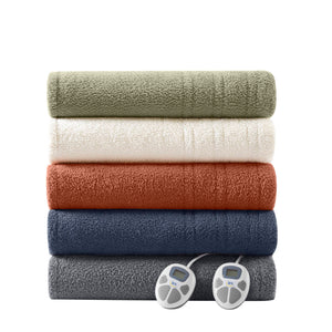 English Elm 1 Lightweight Down Alternative Twin Blanket with Satin Trim, Microfiber Cover, 13oz Filling, Quilted Ivory 17.13 L x 13.58 W x 5.91 H B035P319614