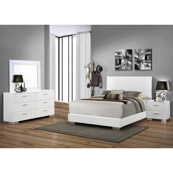 English Elm Dulcey Modern High Gloss 4-Piece Queen Bedroom Set With Led Mirror & Plush Upholstered Bed Frame B062S01340