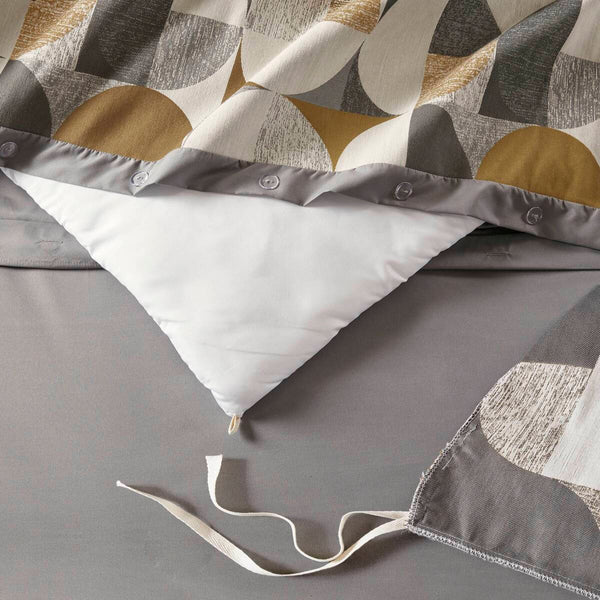 JLA Home Madison Park Signature - Jacquard Cirque Oversized Duvet Cover Set with Geometric Jacquard, Plush Overfilled Comfort and Decorative Pillows 96 L x 110 W x 1.5H MPS10-597