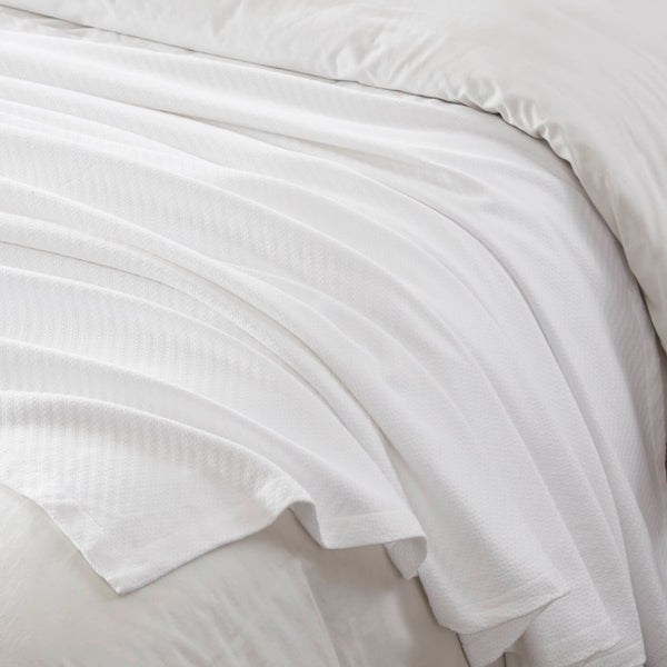 JLA Home Madison Park - Blanket crafted from Liquid Cotton for ultra-soft durability, breathable moisture-wicking, OEKO‑TEX safe comfort White BL51N-0611