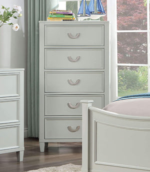 English Elm Transitional Chest with Four Deep Drawers and Black Bar Pulls, Elegant Bedroom Storage Piece Gray 31 L x 20 W x 44 H B2741P406258