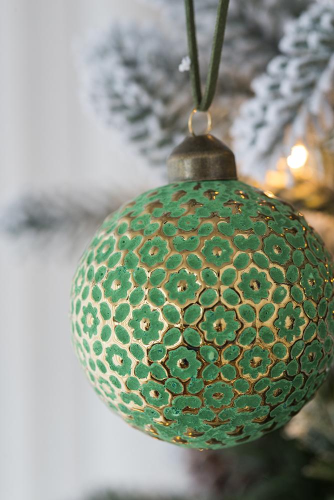English Elm D3" Glass Christmas Ball Ornaments Set Of 12 - Elegant Holiday Decor For Trees, Wreaths & Events W2078P247901