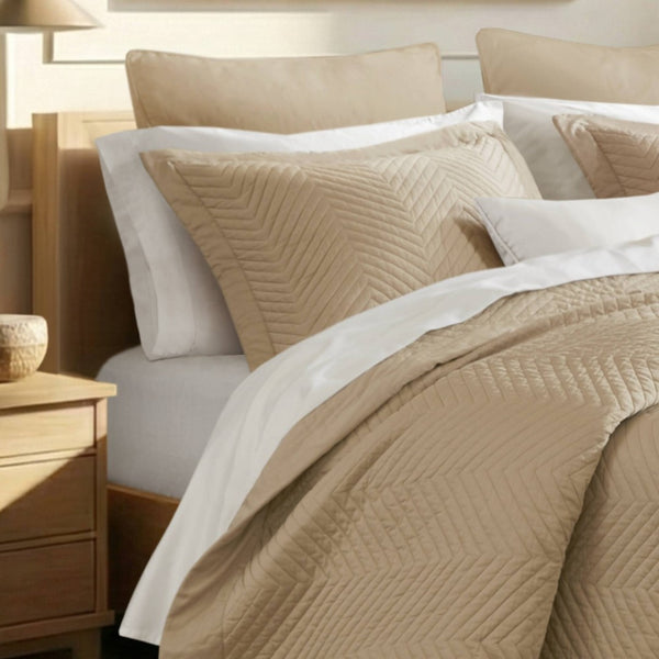 English Elm King Cotton Sateen Quilt Set Smooth Breathable Bedroom Layering Coverlet 3 Piece Linen B035P496599