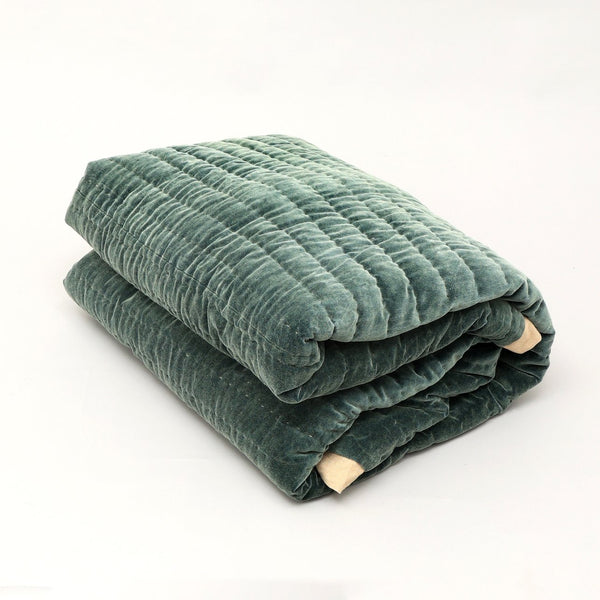 English Elm Cotton Velvet Stonewashed Hand-Quilted Bedspread with Flanged Edges, 88"x92" Queen Size Luxury Jade B346P321258