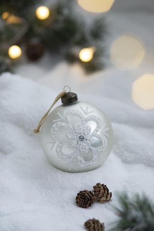 English Elm D3" Elegant Glass Christmas Ball Ornaments Set Of 12 - Perfect For Holiday Decor & Festive Displays W2078P247896