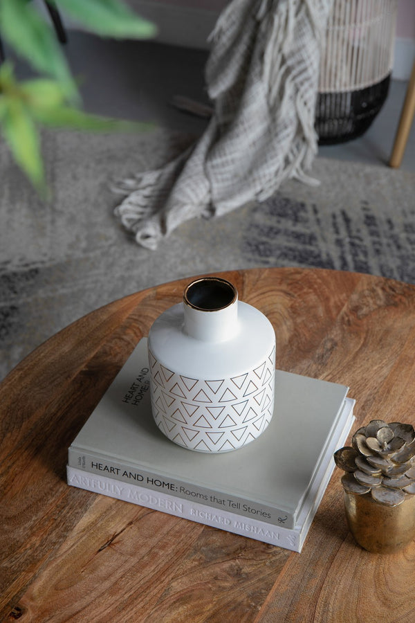 English Elm D5.9x7.9" Ceramic White Vase with Gold Trim and Geometric Triangle Pattern — Modern Curved Neck Accent centerpiece home décor elegant display W2078P391145