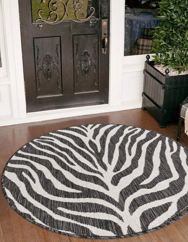 Unique Loom Outdoor Safari Tsavo Machine Made Animal Print Rug White, Black 10' 0" x 10' 0"