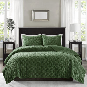 English Elm 3 Velvet Quilt Set Full/Queen with Geometric Quilting, Soft Antimicrobial Velvet Texture, Cozy Layering Green 17.72 L x 16.14 W x 7.09 H B03597556