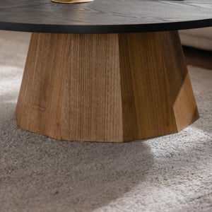 English Elm Round Coffee Table With Stylish Cedar-Bark Veneer - Modern Rustic Pedestal Design For Living Rooms W3081S00006-GIGA