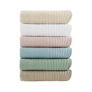 JLA Home Madison Park - Oversized Quilted Throw Adds Vintage-Soft Texture with Scalloped Edges, Breathable Cotton Fill, Machine Washable Blue MP50-8385