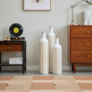 English Elm Floor Metal Vases Set Of 3 - Modern Gold & White Decorative Cylindrical Vases For Elegant Interiors W2796P255615