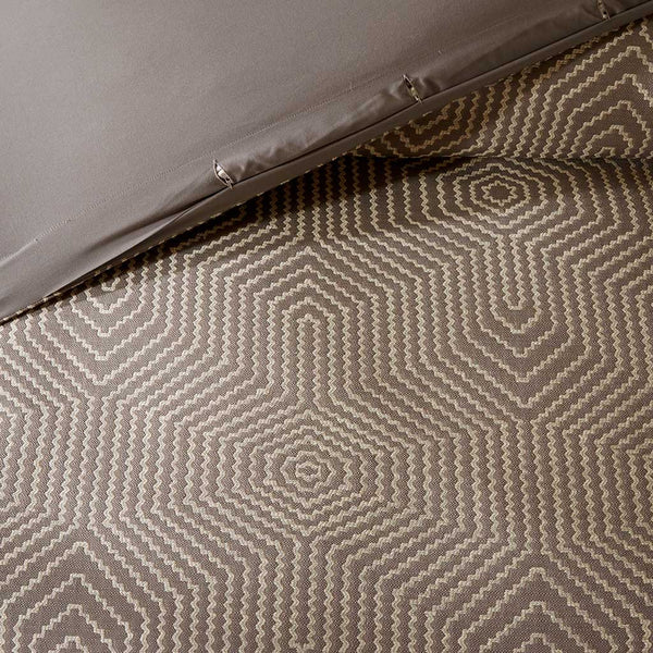 JLA Home Madison Park Signature - Comforter in Soft Grey and Ivory with Removable Duvet Insert, Hidden Closures, Hotel-Inspired Style 96 L x 92 W x 1.5H MPS10-257