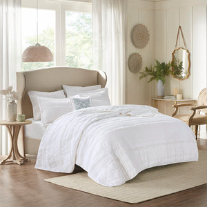 Madison Park Celeste Shabby Chic 4 Piece Microfiber Reversible Ruffle Quilt Set with Throw Pillow MP13-2533 White