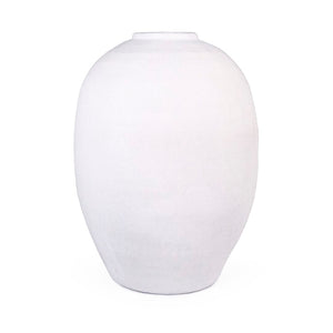 Matte White Vase (10130 A584A) Zentique