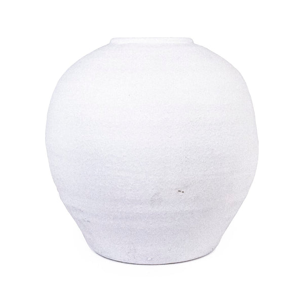 Matte White Vase (10131L A584A) Zentique