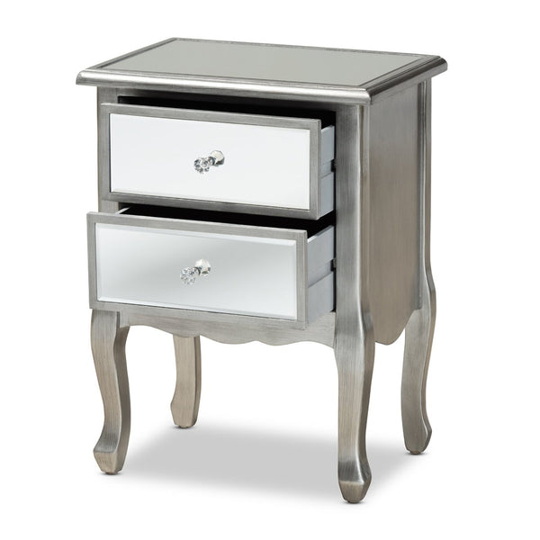 Baxton Studio Baxton Studio Leonie Glamorous Modern Transitional End Table with Mirrored Glass & Silver Finish JY18A035-Silver-ET