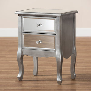 Baxton Studio Baxton Studio Leonie Glamorous Modern Transitional End Table with Mirrored Glass & Silver Finish JY18A035-Silver-ET