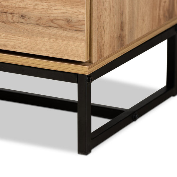 Baxton Studio Baxton Studio Reid 4-Drawer Dresser - Modern Industrial Oak & Black Metal for Stylish Storage Solutions CH8000-Oak/Black-4DW-Dresser