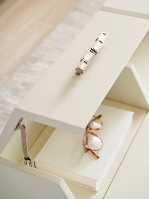 Lexington Sligh Langley Writing Desk – Stylish Home Office Solution With Usb Charging, Soft-close Drawers & Storage Linen White Wood 105-410