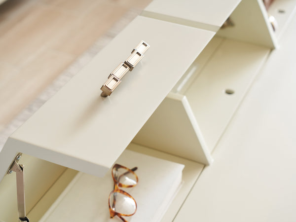 Lexington Sligh Langley Writing Desk – Stylish Home Office Solution With Usb Charging, Soft-close Drawers & Storage Linen White Wood 105-410