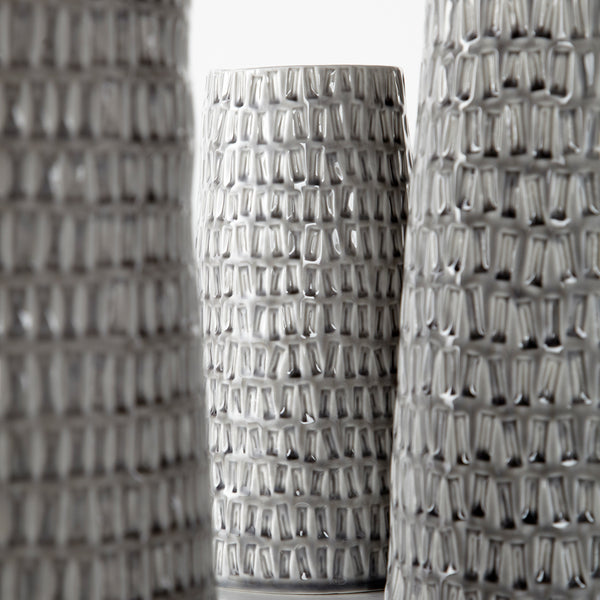 Somerville Vase Oyster Silver 10915 Cyan Design