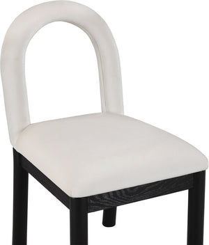Meridian Furniture Conrad Arched Back Velvet Dining Chair with Art Deco Silhouette and Matte Black Legs 11008Cream-C