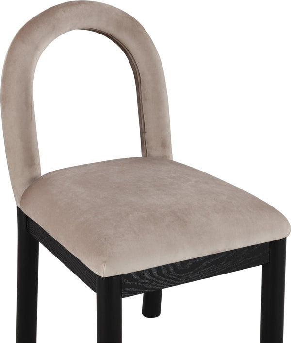 Meridian Furniture Conrad Sculptural Arched Back Velvet Dining Chair with Art Deco Inspired Design 11008Taupe-C
