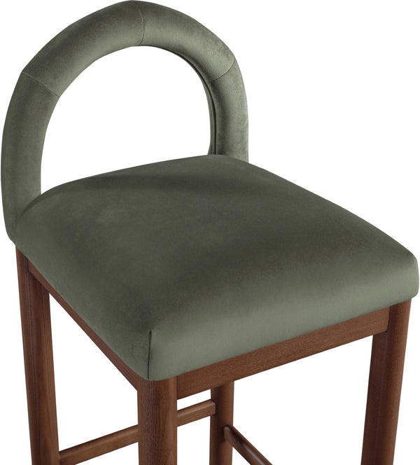 Meridian Furniture Conrad Sculpted Arched Back Velvet Counter Stool with Warm Walnut Finish Legs 11036Green-C